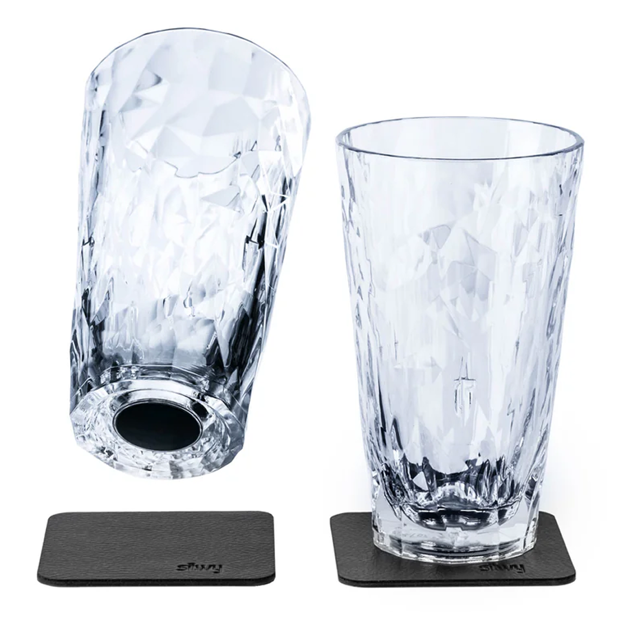Set of Magnetic Plastic Long Drink Glasses with Metal Coasters